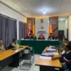 Suasana sidang dugaan pelanggaran Pemilu 2024 di Bawaslu Kota Sukabumi, Rabu (28/2).