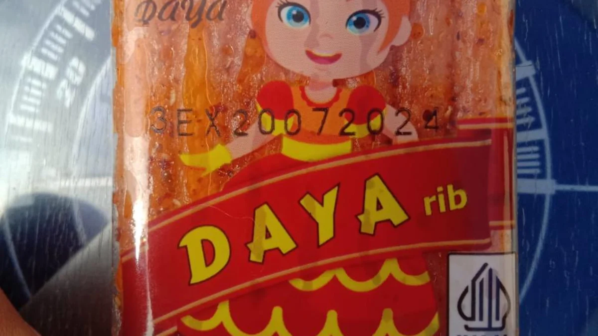 Puluhan Murid SD di Sukabumi Keracunan Makanan Merek makanan yang diduga menyebabkan puluhan murid SD di Kabupaten Sukabumi mengalami keracunan, Senin (26/2).