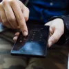 Ilustrasi Cara Cek Umur Kartu Telkomsel yang Viral di TikTok/ Freepik/ nensuria