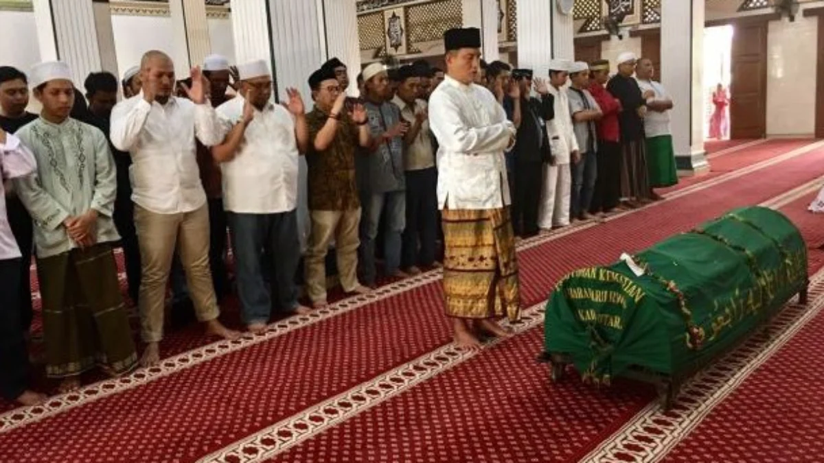 Tata Cara Shalat Jenazah Lengkap dengan Bacaan Doa