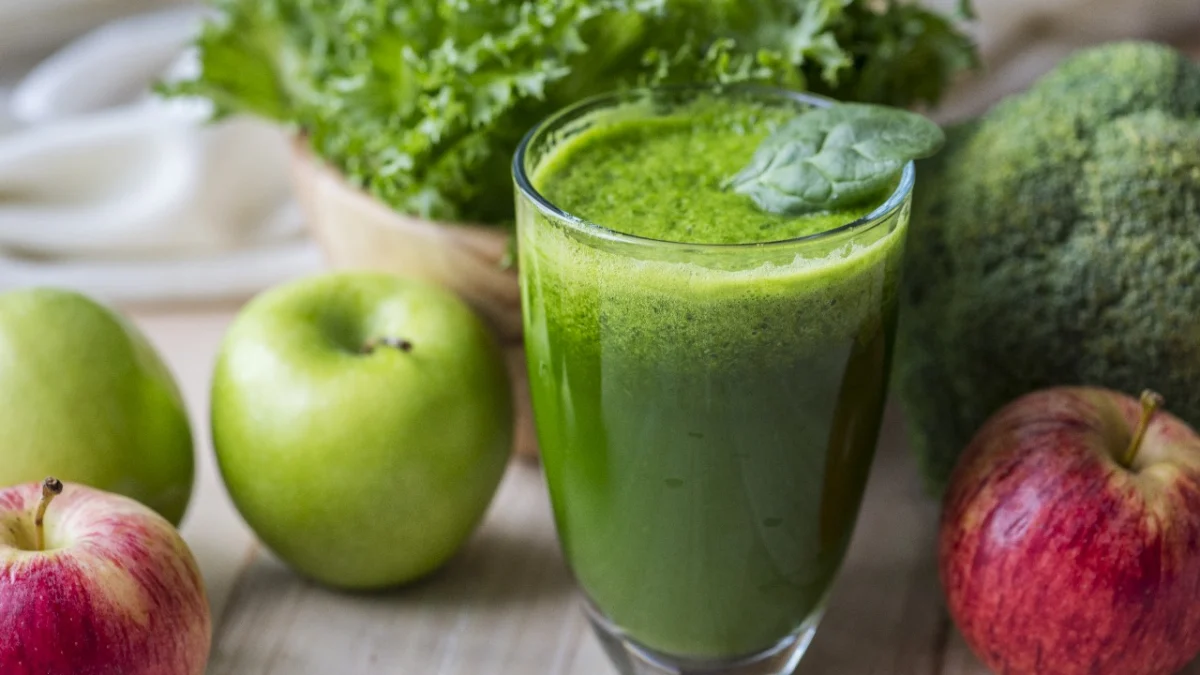 Gunakan Brokoli Sebagai Bahan Utama, Ketahui Manfaat Minuman Detox Ini! (ilustrasi: Freepik)