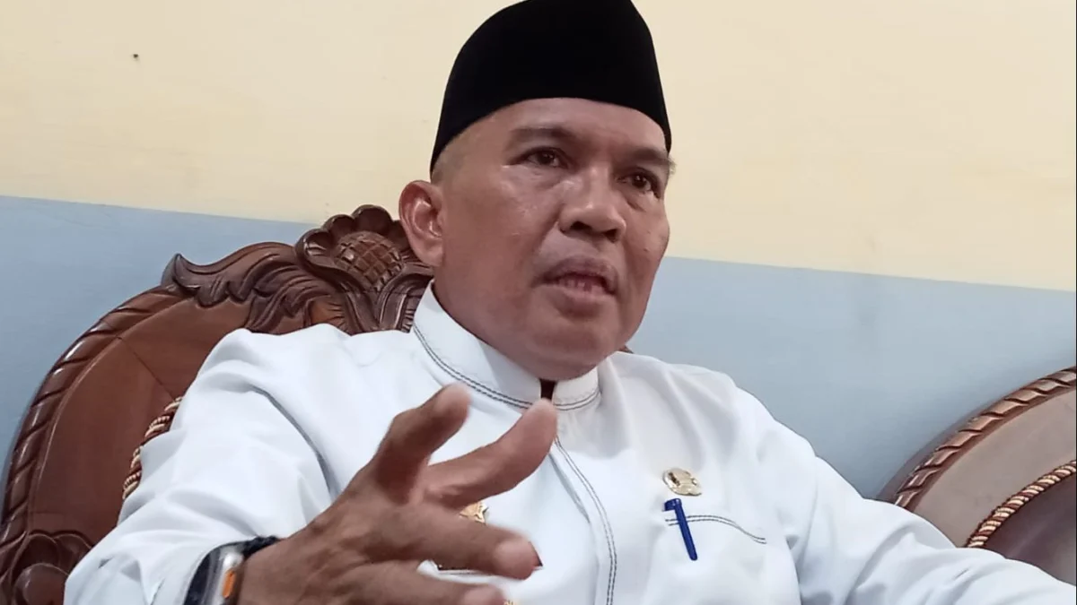 Pj Bupati Bandung Barat, Arsan Latif saat ditemui di Kantor Pemda Kabupaten Bandung Barat. Senin (12/2). Foto Jabarekspres