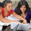 6 Ide Bisnis Sampingan untuk Mahasiswa yang Bisa Dimulai di Tahun 2024