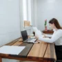 4 Ide Freelance Tanpa Keahlian Khusus untuk Pemula: Mulai Karirmu dengan Sukses!