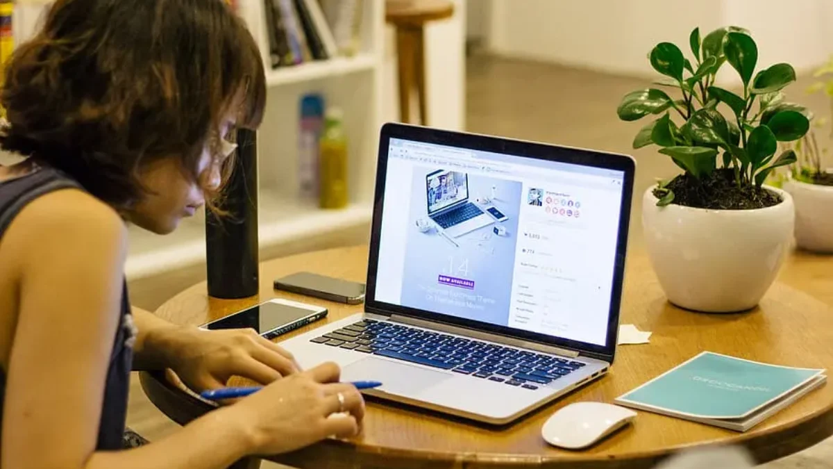 10 Pekerjaan Remote Tanpa Wawancara yang Selalu Buka Lowongan