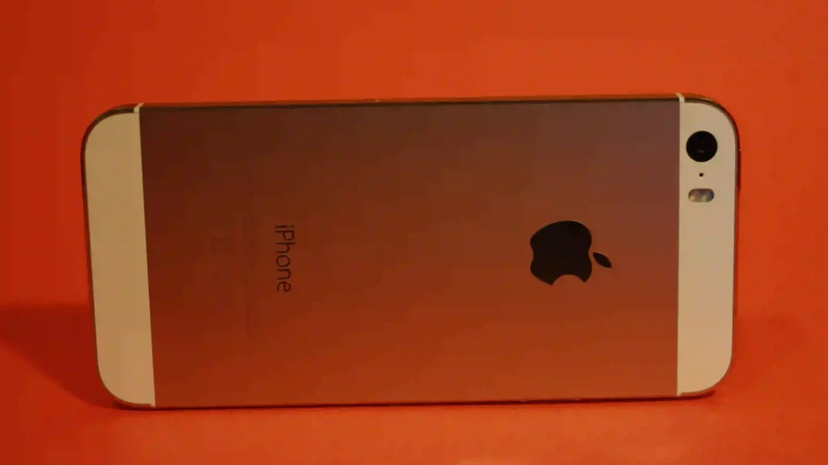 7 Tips Membeli iPhone Bekas yang Wajib Kamu Ketahui, Simak di Sini!