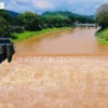 Ilustrasi: Kondisi Sungai Citanduy yang deras saat korban nyemplung ke sana.
