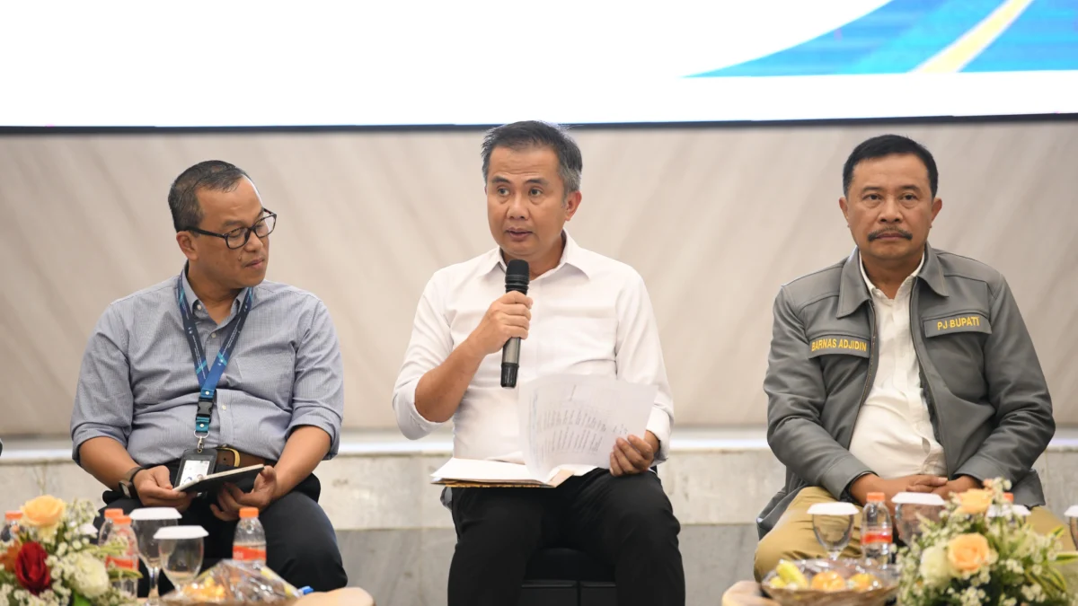 Pj Gubernur Jawa Barat Bey Machmudin