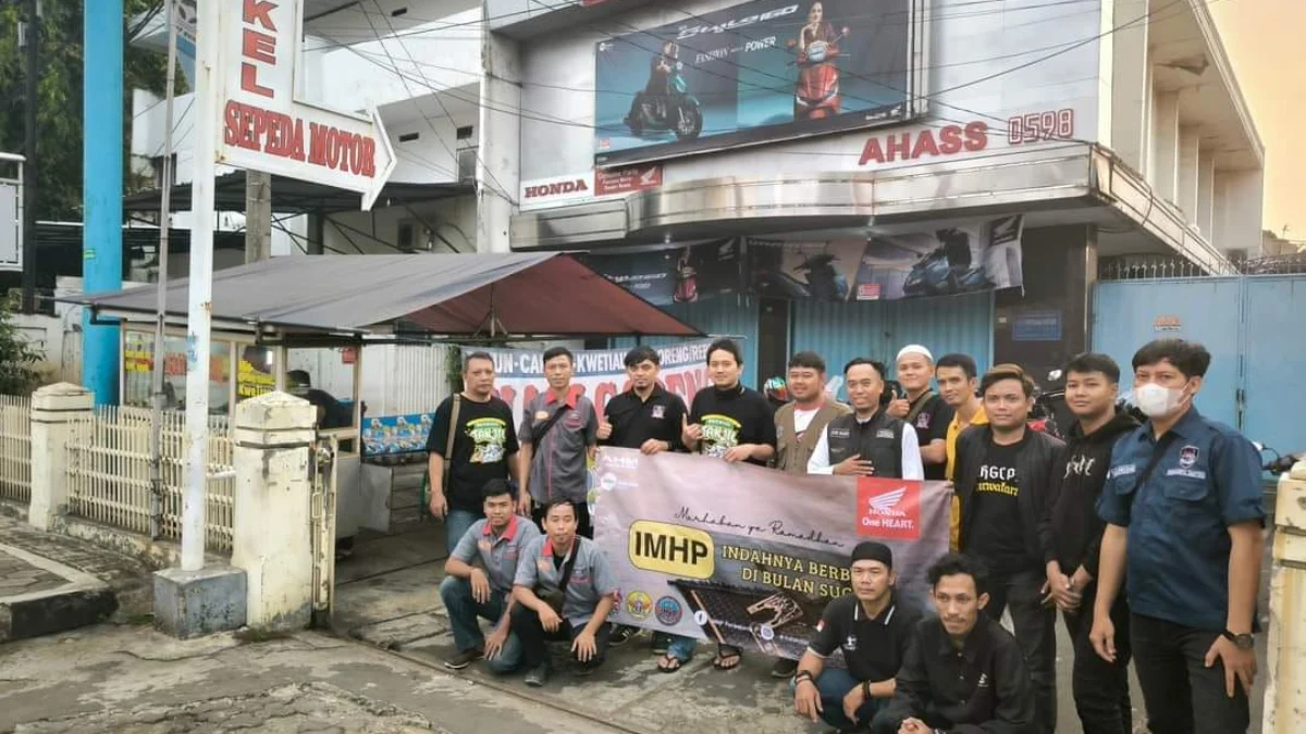 Ikatan Motor Honda Purwakarta Gelar Kegiatan Berbagi Takjil di Bulan Suci Ikatan Motor Honda Purwakarta (IMHP) menggelar kegiatan berbagi kebahagiaan membagikan takjil untuk berbuka puasa.