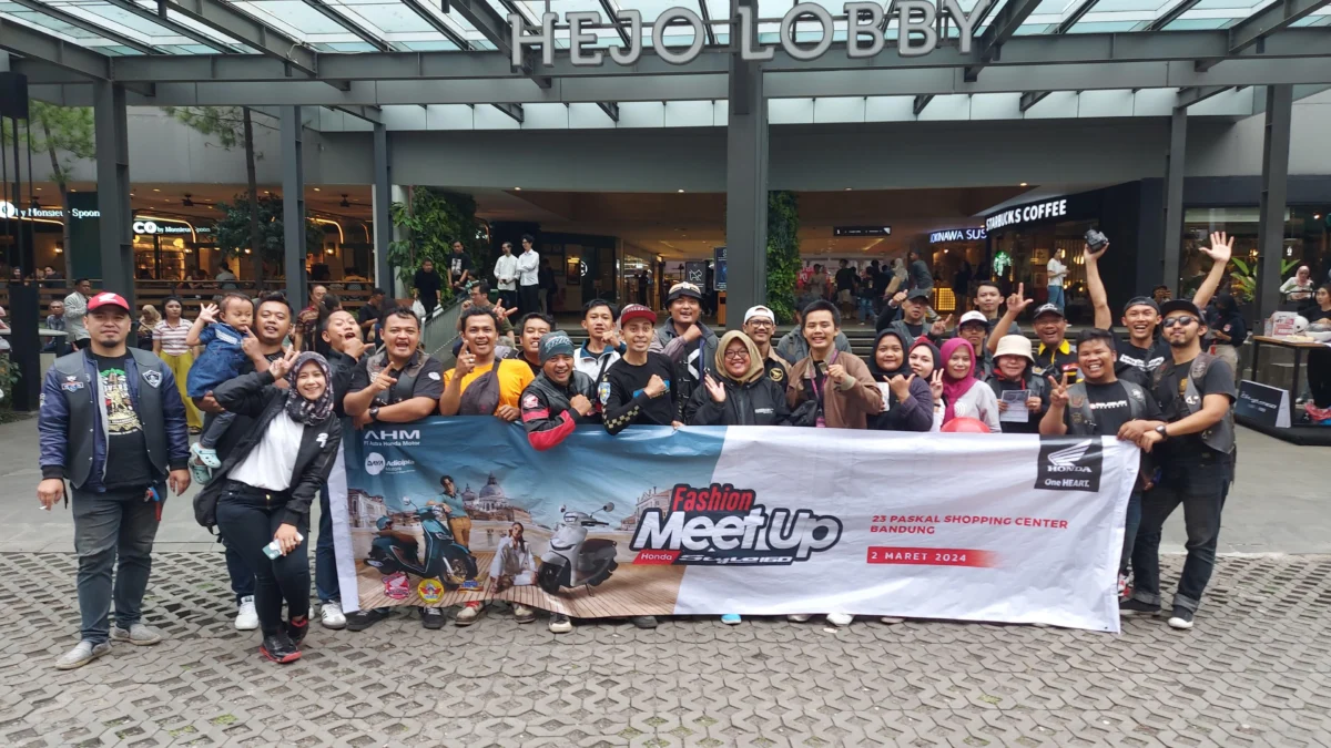 Komunitas Motor Honda Bandung Meriahkan Launching New Honda Stylo 160 Perwakilan Komunitas Motor Honda Bandung. (ist)