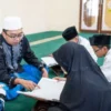 ILUSTRASI : Ihsan yang merupakan amal terbaik yang harus dilakukan selama hidup. (freepik)