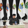 Penjabat Gubernur Bey Machmudin Sampaikan Dua Rancangan Perda kepada DPRD