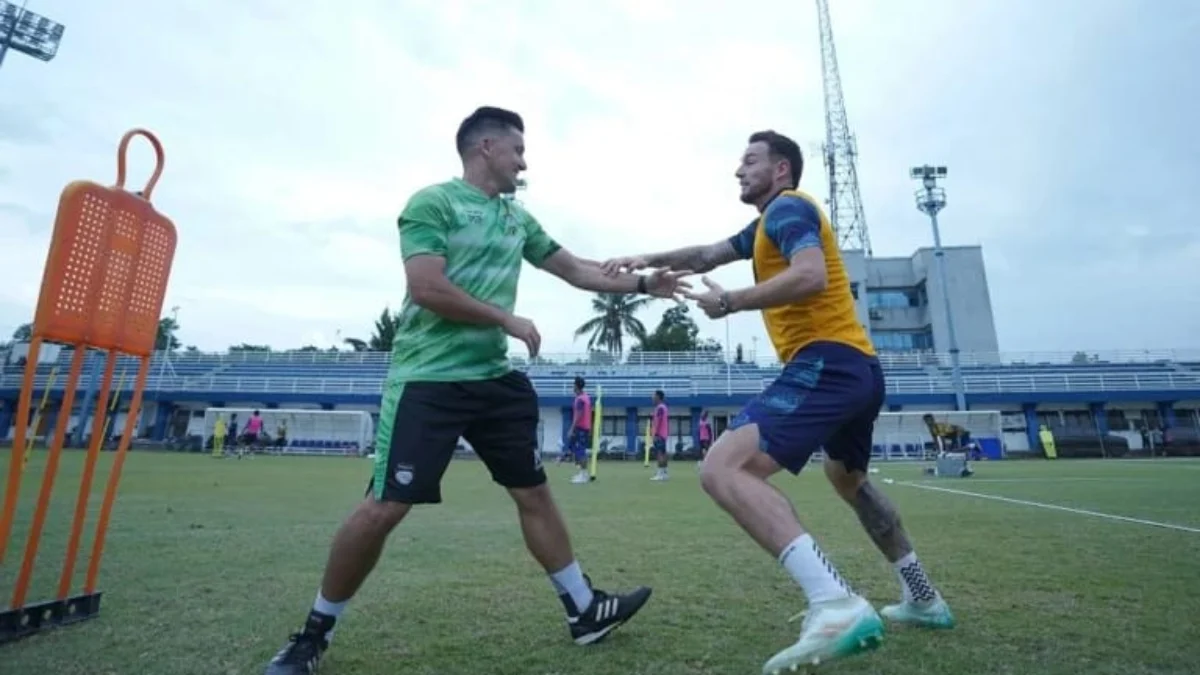 Jelang Laga Kontra Persija, Klok : Kota Ini Biru Jelang Laga Kontra Persija, Klok : Kota Ini Biru
