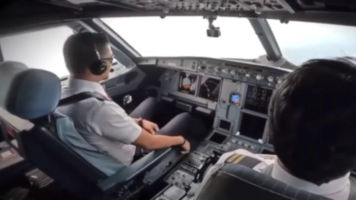 ILUSTRASI : pengakuan pilot Batik Air yang Tertidur. (tangkapan layar Youtube Batik Air)