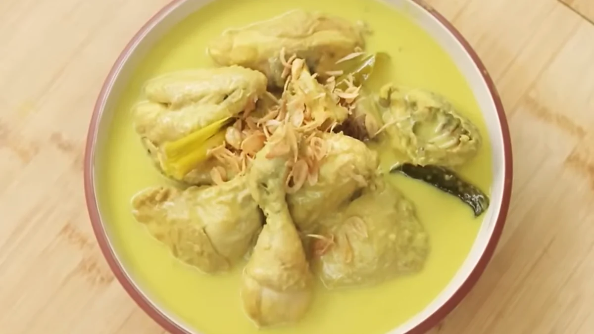 Resep Opor Ayam Kuning, Persiapan Hidangan Wajib Lebaran!