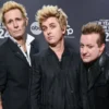 Green Day Meriahkan Konser Iklim yang Didukung PBB, Serukan Aksi Nyata untuk Bumi Green Day Meriahkan Konser Iklim yang Didukung PBB, Serukan Aksi Nyata untuk Bumi