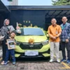 Pegadaian Serahkan Reward Mobil Brio Kepada Nasabah Program Mulia Pegadaian Serahkan Reward Mobil Brio Kepada Nasabah Program Mulia