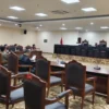 Sidang Dugaan Pelanggaran Kode Etik oleh Hakim Saldi Isra di Mahkamah Konstitusi, Jakarta, Kamis (28/3).
