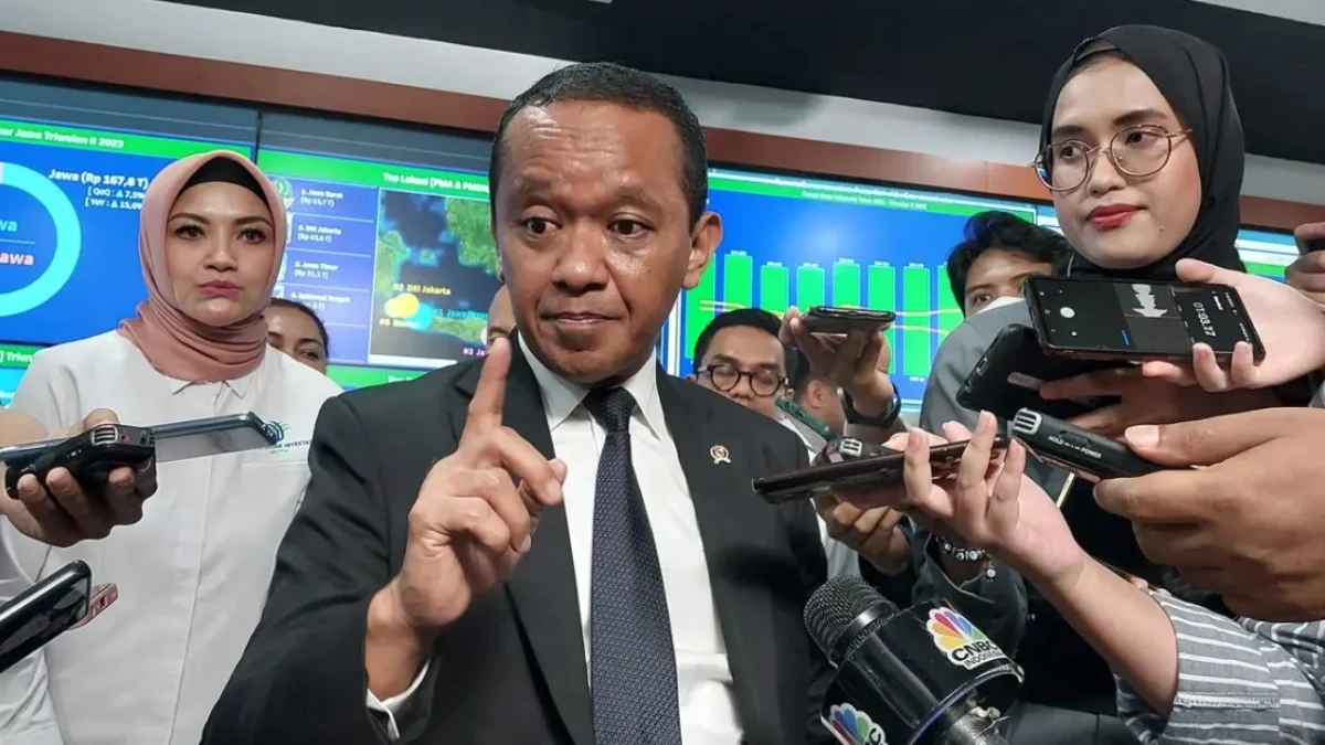 Komite Keselamatan Jurnalis (KKJ) menilai Menteri Bahlil mengancam Kemerdekaan Pers lantaran telah melaporkan narasumber Majalah Tempo ke polisi.