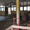 Ruangan kelas yang sudah tak digunakan kondisinya mengkhawatirkan. Istimewa