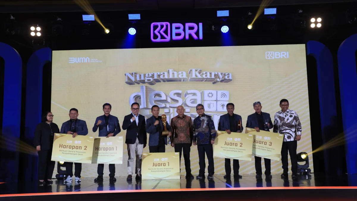 BRI Berikan Rp1 Miliar Kepada Juara Umum Nugraha Karya Desa BRILiaN BRI Berikan Rp1 Miliar Kepada Juara Umum Nugraha Karya Desa BRILiaN