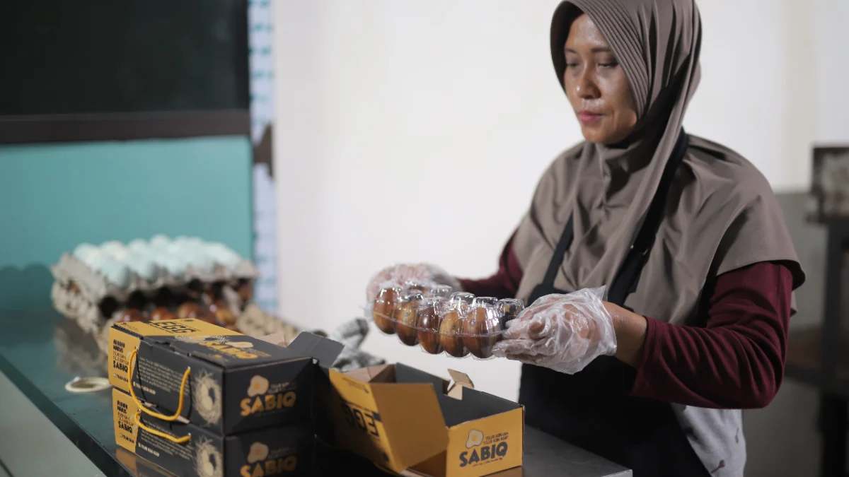 Program Klasterkuhidupku Bikin Usaha Telur Asin Ini Tambah Sukses 