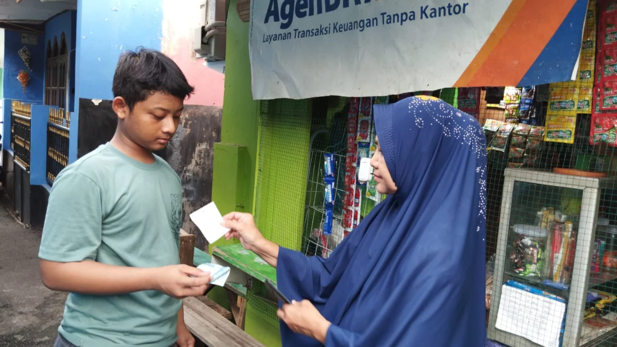 Tingkatkan Literasi Keuangan Masyarakat, AgenBRILink Ini Jadi Penyalur Kredit Ultra Mikro