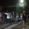 Taruwan antar warga Batak terjadi di Jalan Gerilya Kota Banjar, Senin 4 Maret 2024 malam.