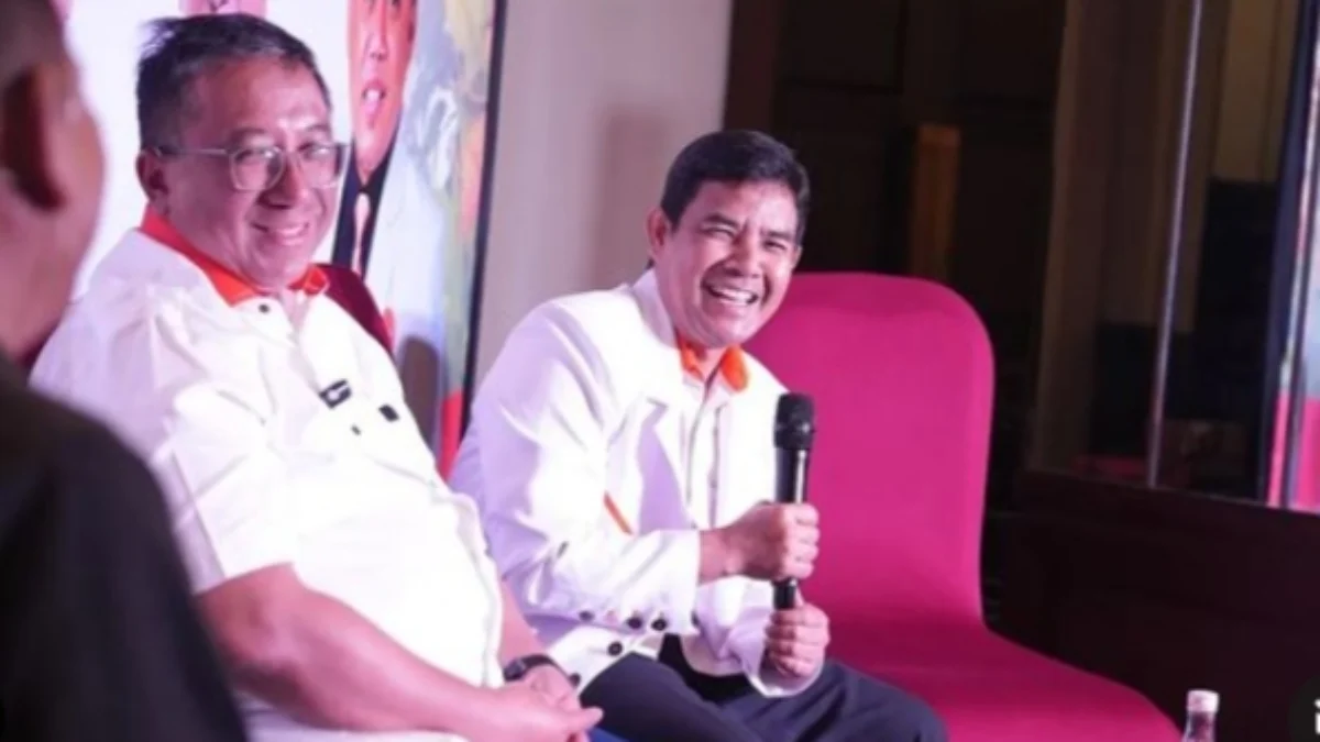 Ketua DPD PKS Kota Bandung Ahmad Rahmat Purnama (kanan) dalam konsolidasi relawan beberapa waktu lalu.