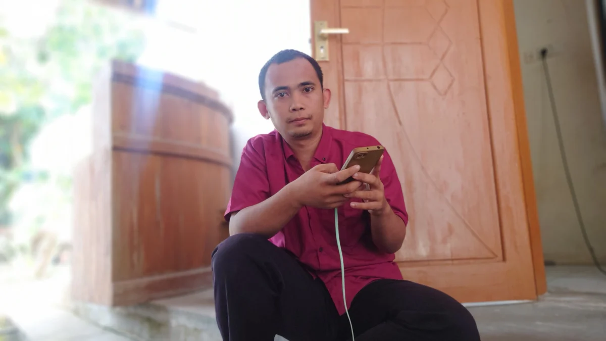 Persyaratan Dianggap Plin Plan, Peserta Tenaga Administrasi KPU Kota Banjar Kecewa Muhamad Sihabudin, pelamar Tenaga Administrasi KPU Kota Banjar mengaku kecewa dengan proses seleksi yang diduga ada kongkalingkong orang dalam KPU.
