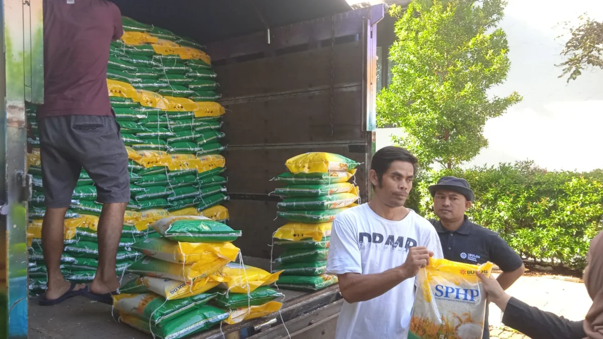 Doc. Gerakan Pangan Murah (GPM) dipadati oleh Warga yang Rela mengantre Untuk Mendapatkan Beras yang Lebih Murah (Istimewa)