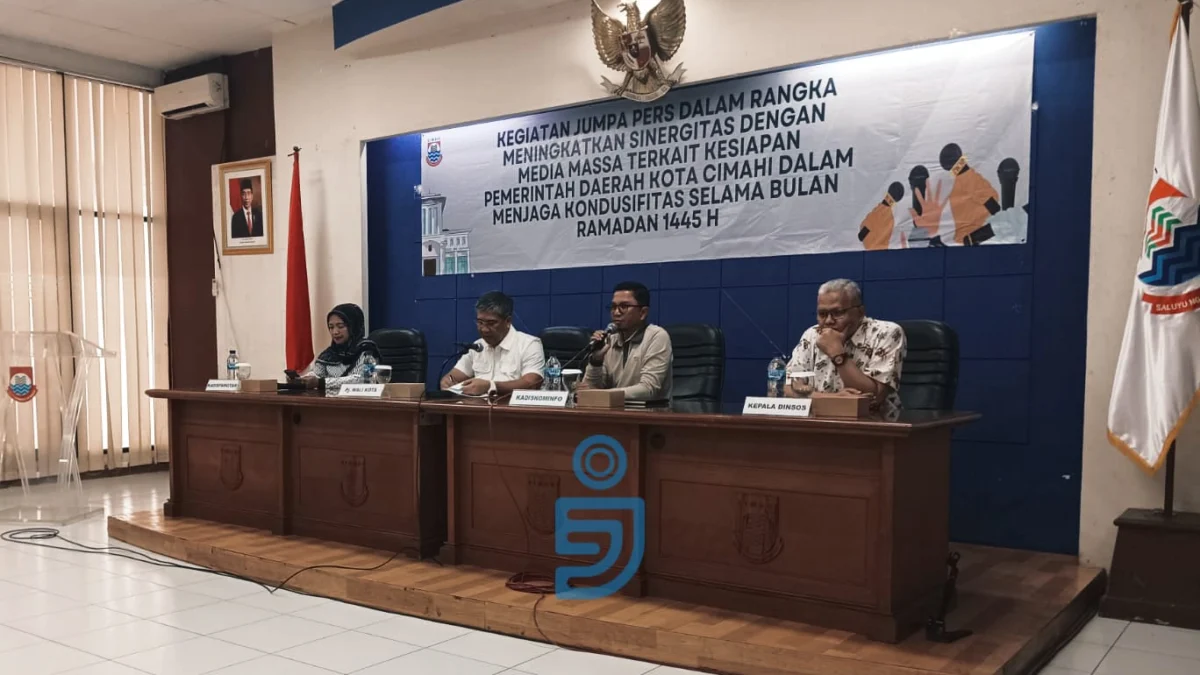 Kegiatan Jumpa Pers Diskominfo Kota Cimahi Meningkatkan Sinergitas Dengan Media Massa di Aula Gedung B Pemkot Cimahi.