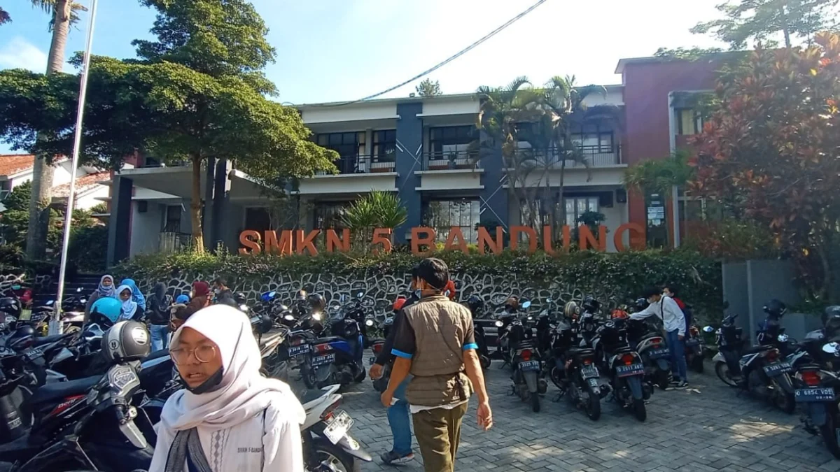 Ist. SMK Negri 5 Bandung. Foto. Sandi Nugraha.
