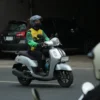 Ilustrasi: Pengendara jek online (Ojol) di kawasan Cibiru, Kota Bandung, Rabu (20/3).