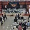 Rapat paripurna pengesahan sejumlah raperda di DPRD Jabar, Rabu (20/03)