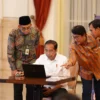 Presiden Jokowi Lapor SPT Tahunan Presiden Jokowi Lapor SPT Tahunan