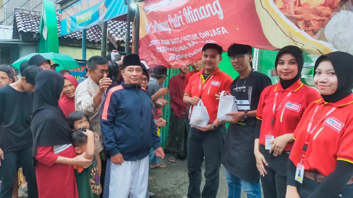 Warteg Gratis Alfamart Kembali Hadir, Bagikan 35.000 Paket Buka Puasa Untuk Duafa