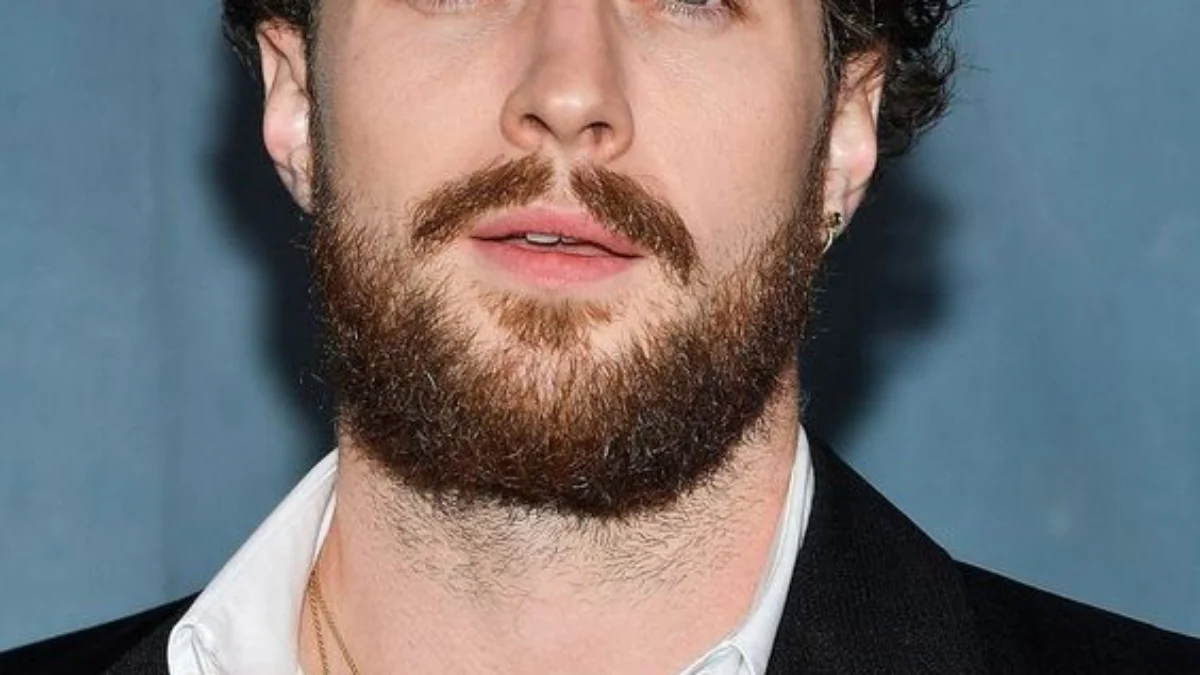 Aaron Taylor-Johnson Dirumorkan Bakal Jadi James Bond Baru Gantikan Daniel Craig
