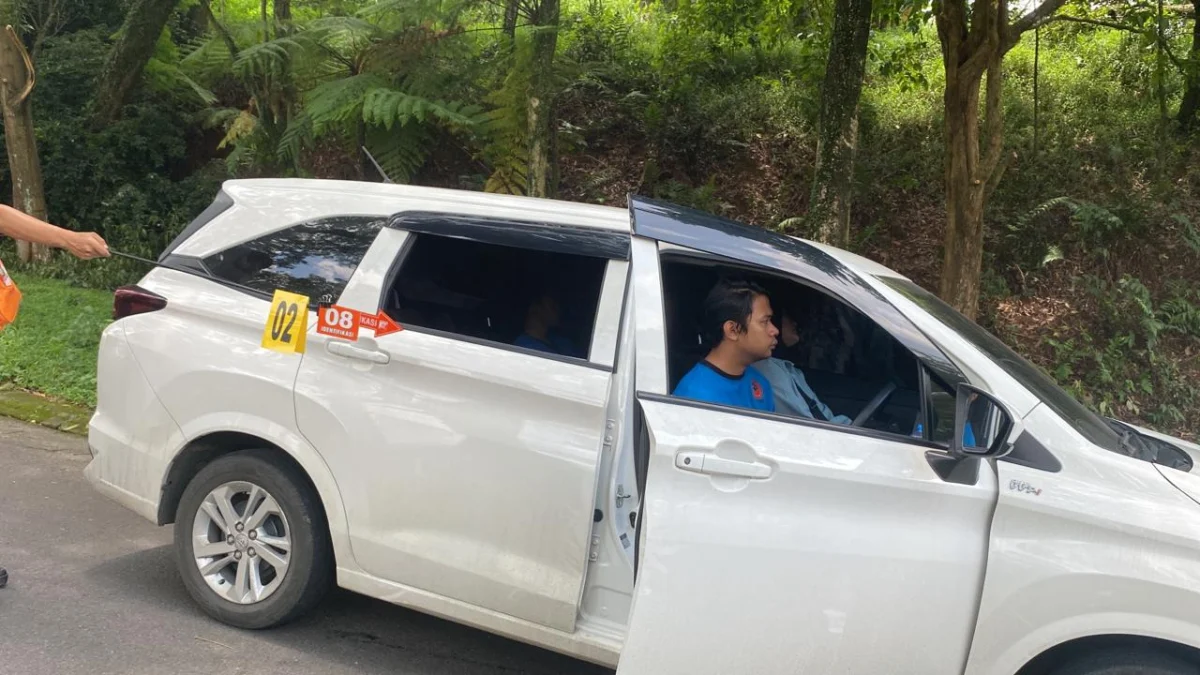 Gelar Olah TKP, Polda Jabar Ungkap Motif Pelaku Habisi Nyawa Indriana Olah TKP kasus pembunuhan indriana. Foto: Sandika Fadilah/Jabarekspres.com