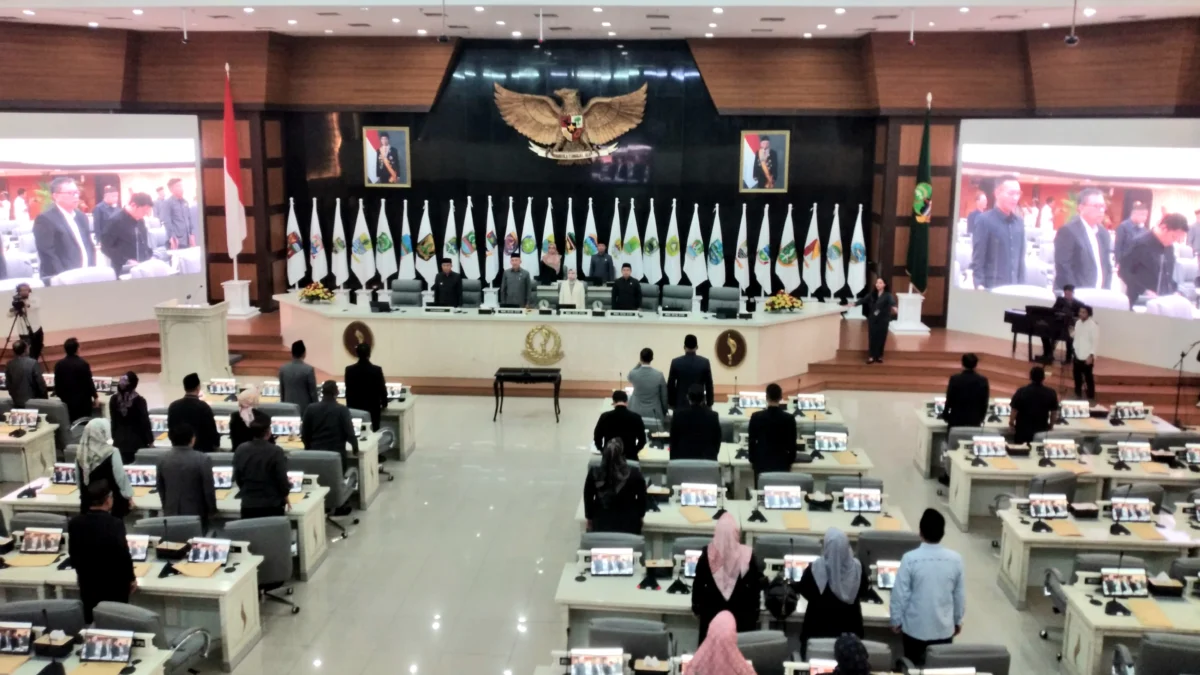 Rapat Paripurna pengesahan raperda terkait peningkatan modal dasar Jamkrida Jabar.