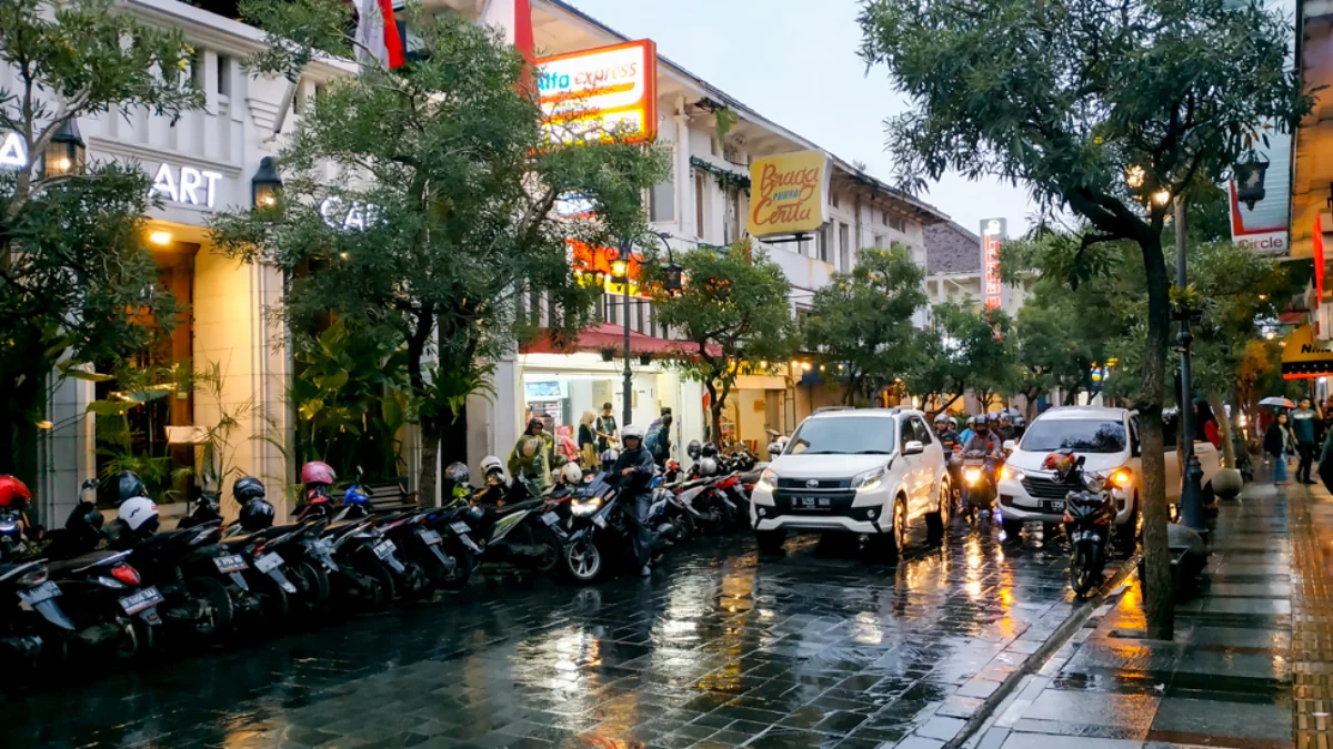 Tempat Ngabuburit Terfavorit di Bandung yang Tak Pernah Sepi Pengunjung