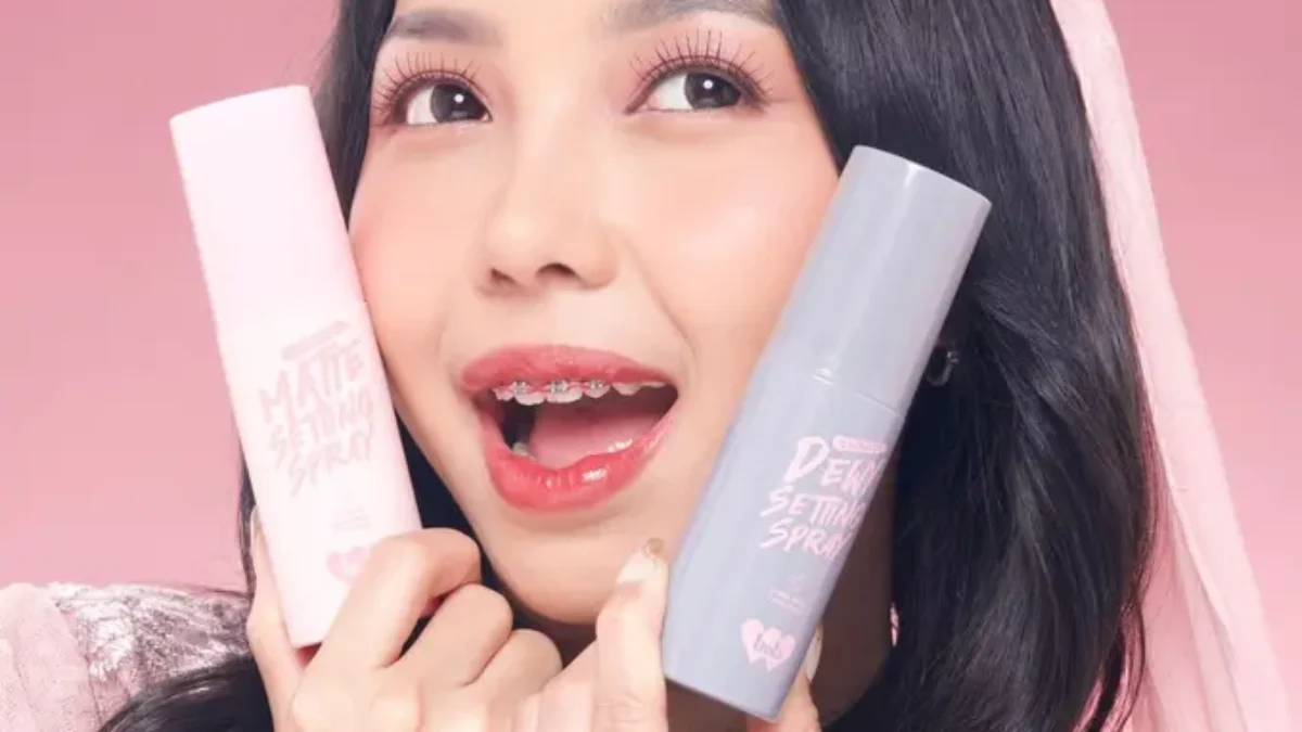 Kenali Pentingnya Setting Spray Agar Makeup Tahan Lama Kenali Pentingnya Setting Spray Agar Makeup Tahan Lama
