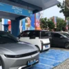 Stasiun Pengisian Kendaraan Listrik Umum (SPKLU) terbanyak nomor 4 di Indonesia berhasil diraih oleh Rest Area km 57A PLN UP3 Karawang. (ist)
