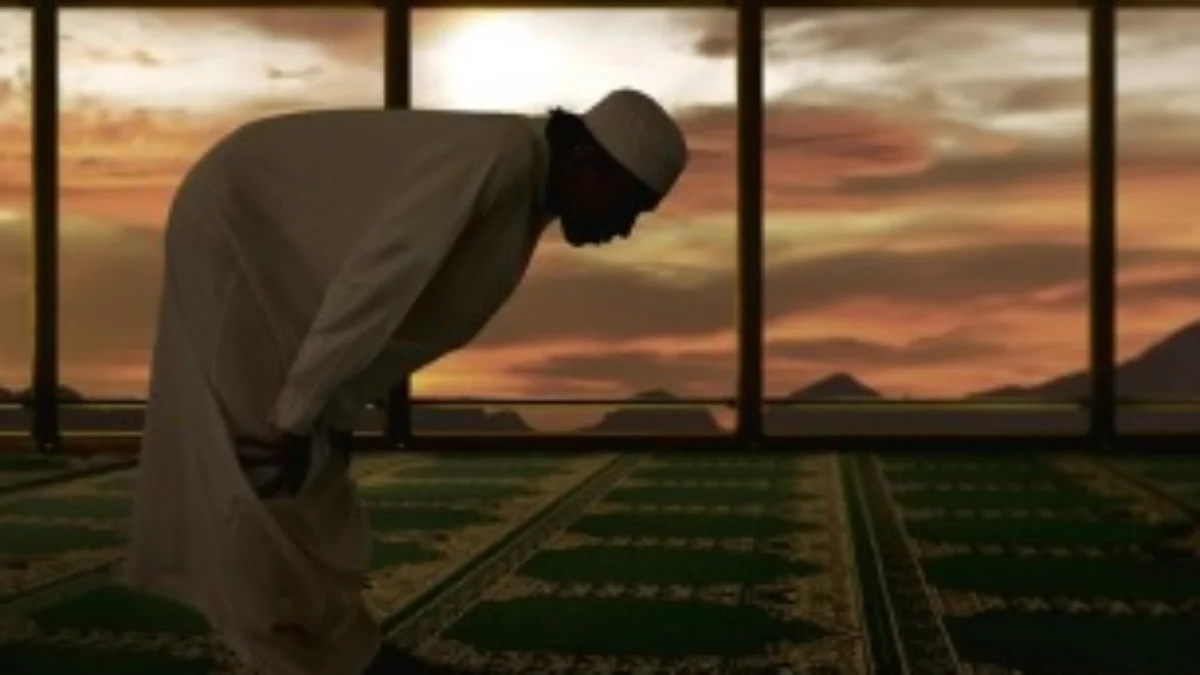 Tata Cara Sholat Hajat, Agar Mendapat Ridho Dari Allah ILUSTRASI Sholat Hajat yang harus dilakukan sesuai tuntunan. (freepik)