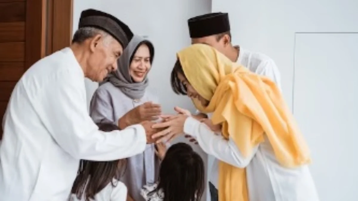 ILUSTRASI : Tradisi lebaran di amsyarakat minang. (freepik)
