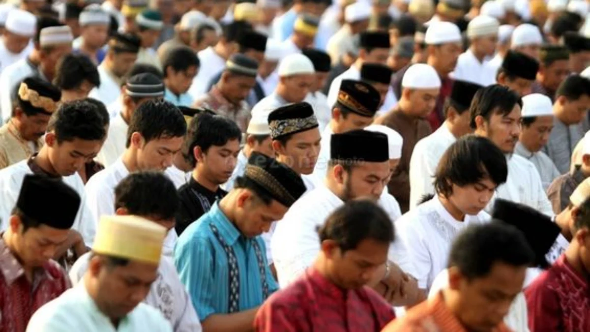 Tata Cara Sholat Idul Fitri yang Benar Lengkap dengan Bacaanya