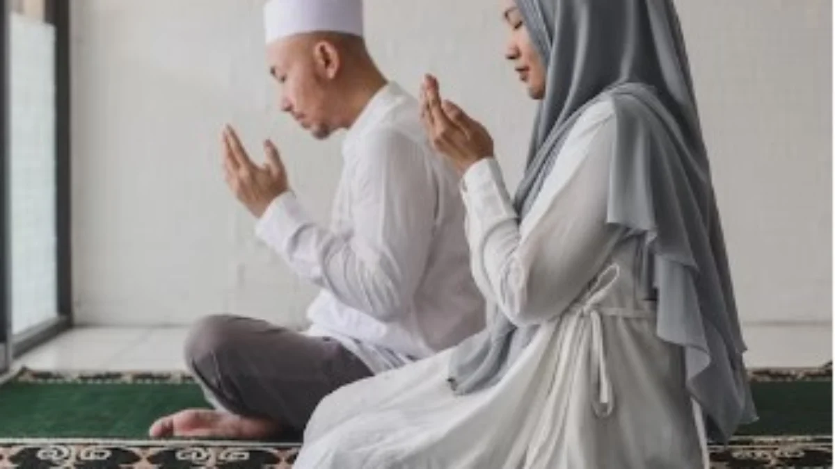 Ramadhan dari Hari ke Hari, SALAWE : SAlah satu barokah LAilatul qodar adalah sifat WAro dan Empati ILUSTRASI: Hari-hari diakhir Ramadhan saat menjemput Lailatur Qodar. (Freepik)