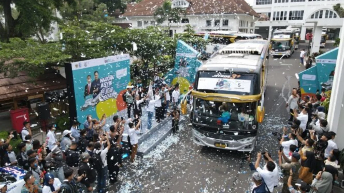 Pelepasan Mudik Asyik Bersama BUMN 2024