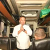 Sekda Jabar Herman Suryatman saat melepas Mudik Gratis 2024