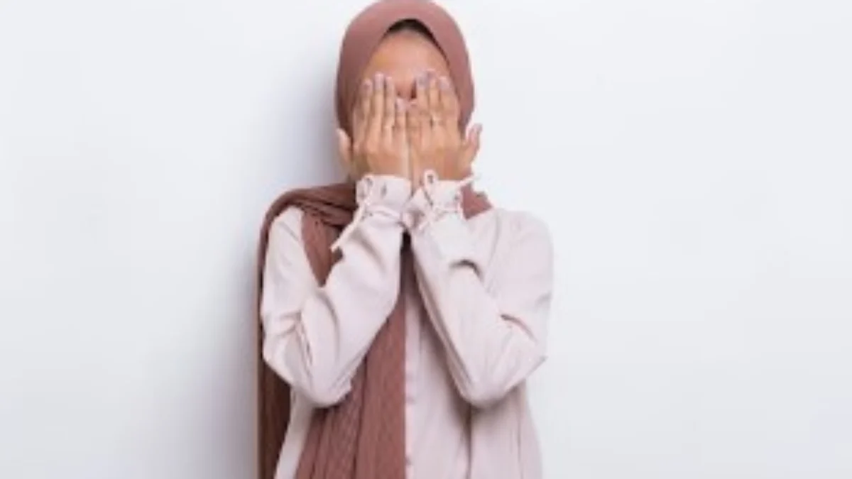 ILUSTRASI : Rasa Malu merupakan salah satu bentuk keimanan. (Freepik)
